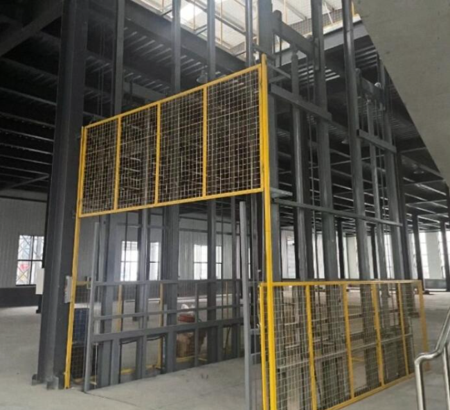 感城镇请详细介绍一下货梯安装在室外的维护方法